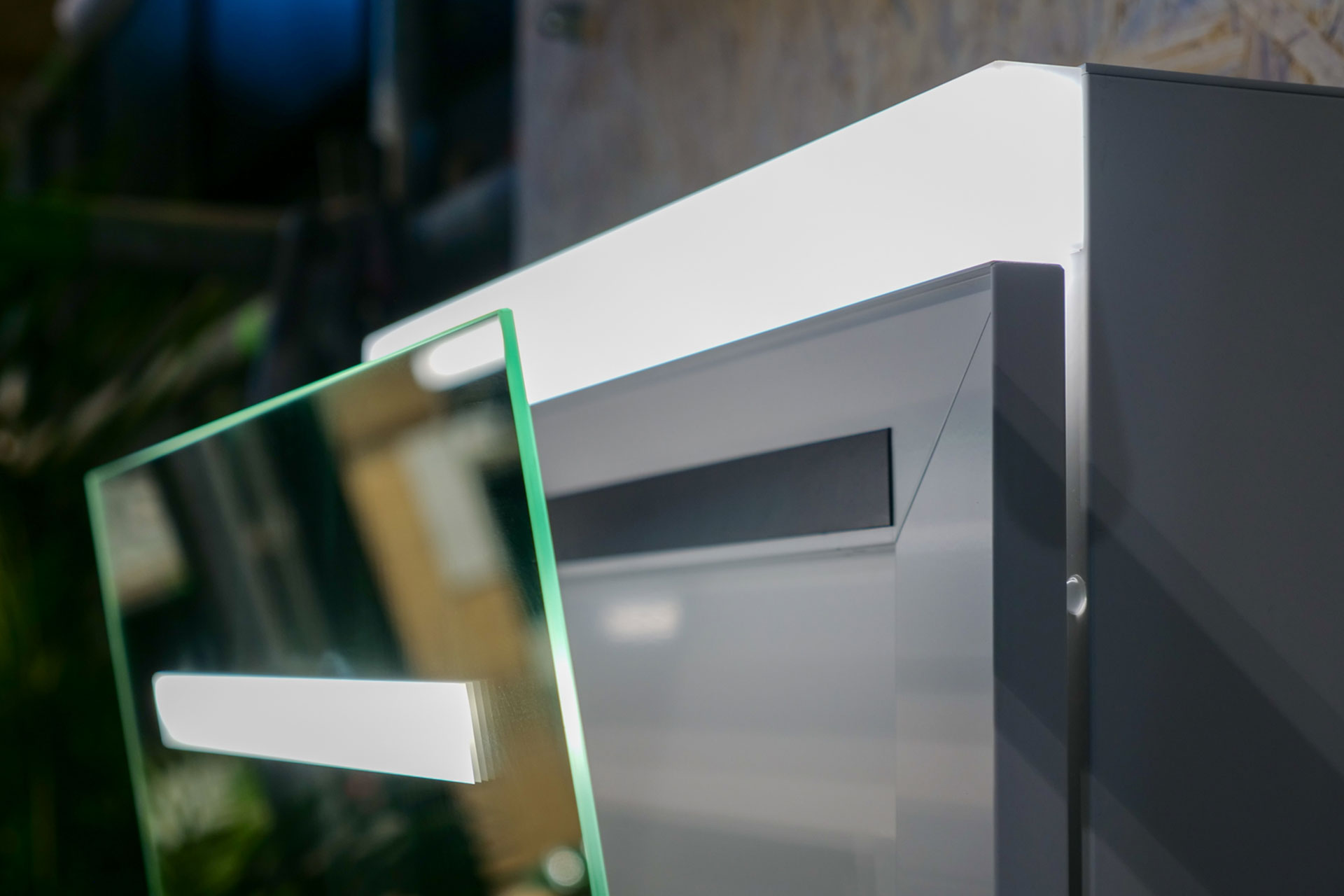 Spiegelschrank Schneider CARE LED