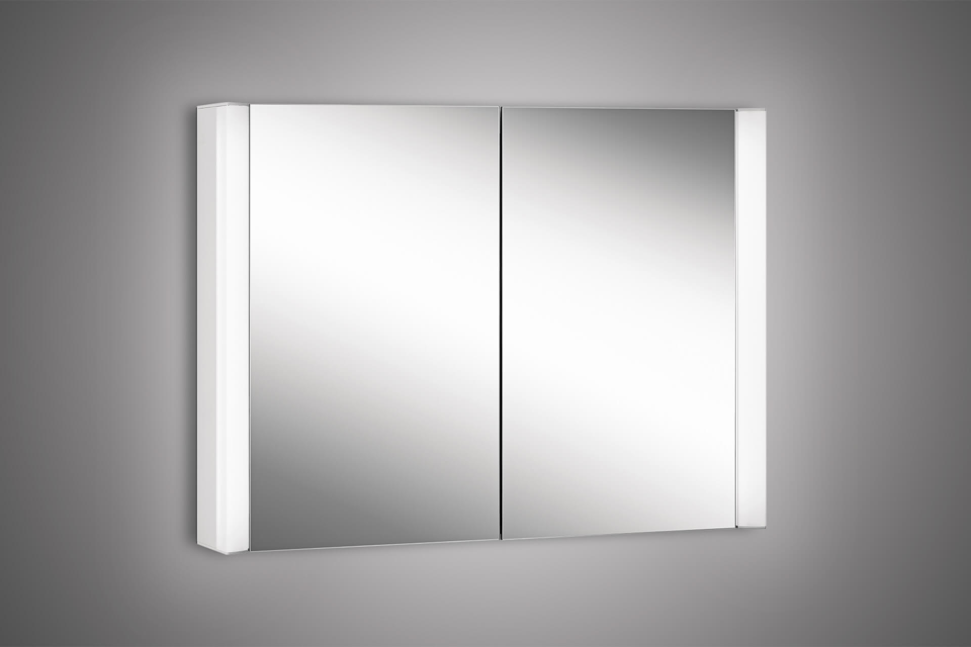 EASY Line Superior LED Mirror cabinet - Distinguished illumination. EASY Line Superior LED Mirror cabinet from the side.